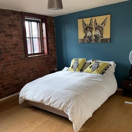 2 Bed Duplex Penthouse Apartment By Mathew Street Sleeps 6 Liverpool Kültér fotó